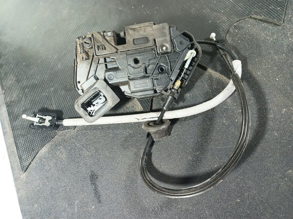 Fecho Porta SEAT IBIZA V TRAZ DIREITA A6E5TA839016E