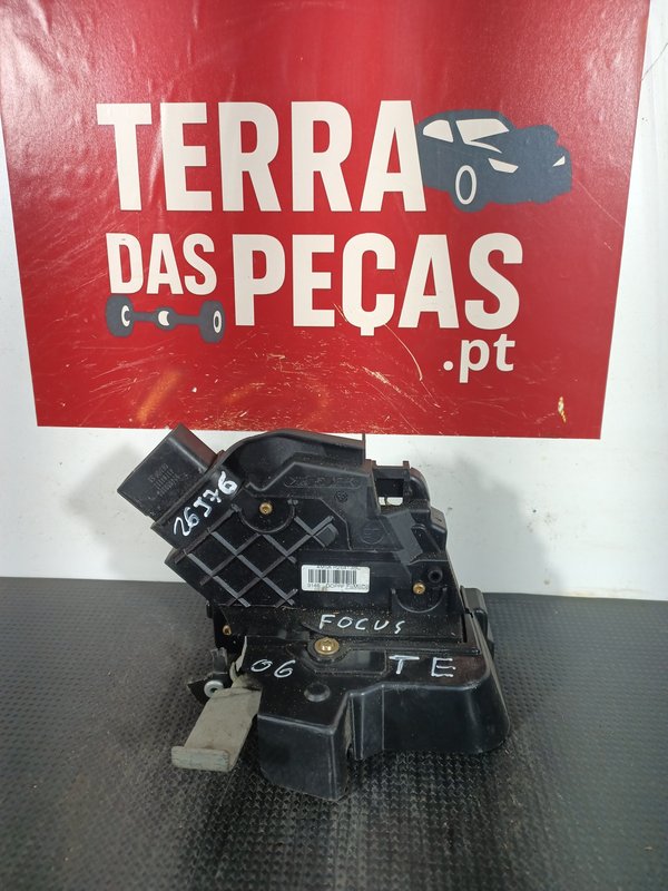 Fecho Porta FORD FOCUS II TRAZ ESQ 4M5AR26413BC