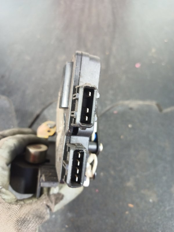 Fecho Porta VOLVO V70 TRAZ DIR P9203914