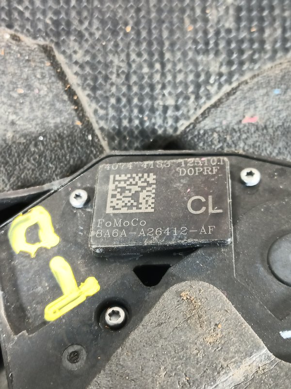 Fecho Porta FORD FIESTA VI TRAS DIR 8A6A-A26412-AF