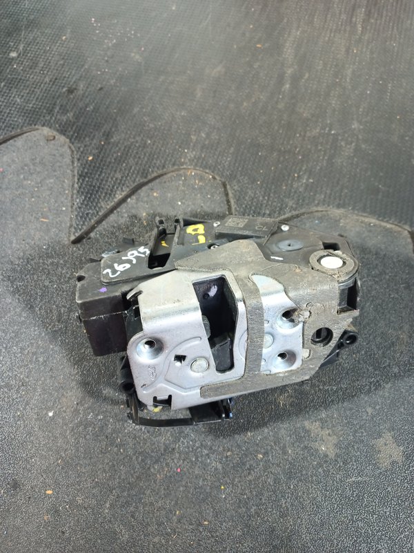 Fecho Porta FORD FIESTA VI TRAS DIR 8A6A-A26412-AF