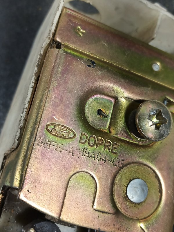 Fecho Porta FORD FIESTA IV FD 96FGA219A64CG