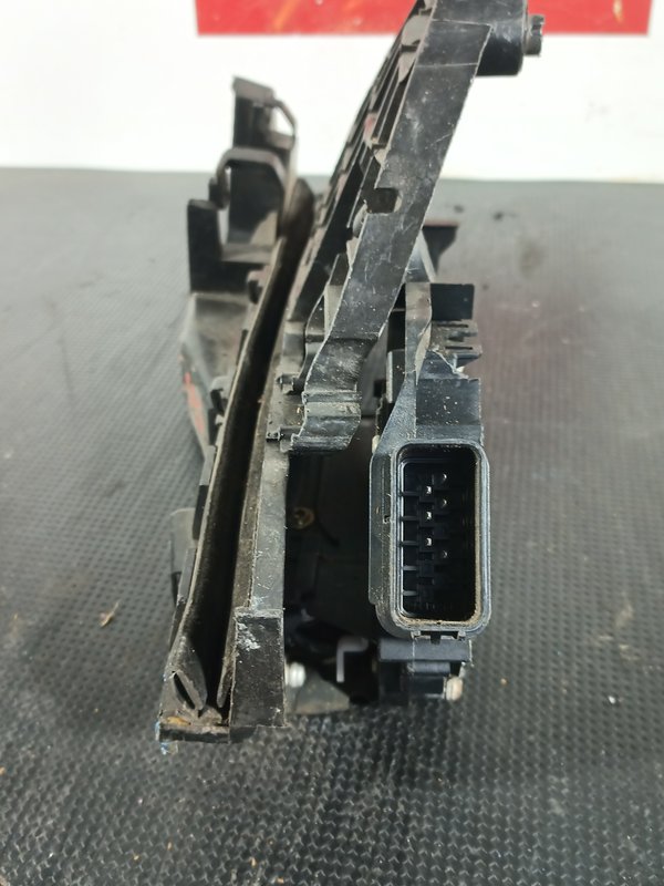 Fecho Porta FORD FOCUS II FD 3M5AR21812AJ