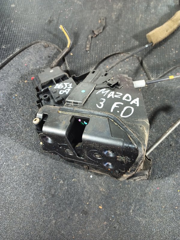 Fecho Porta MAZDA 3 FD 3N6AA21812D