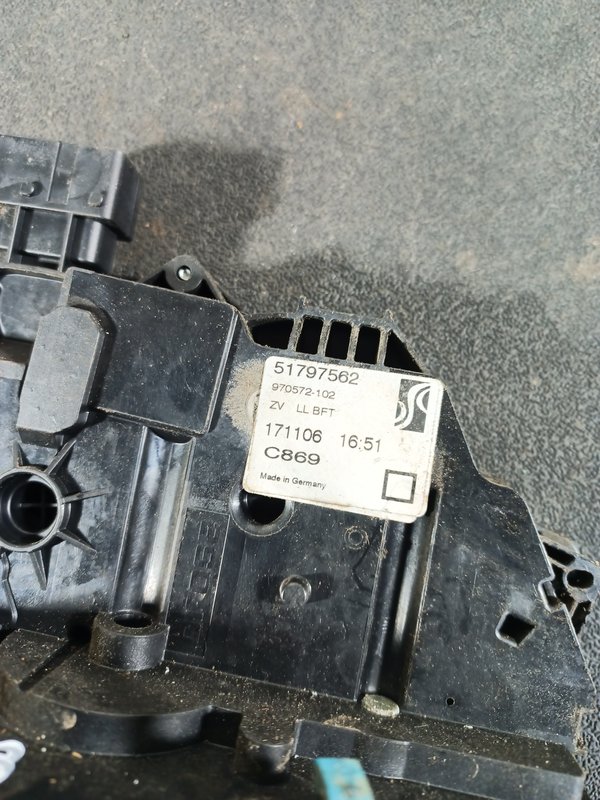 Fecho Porta FIAT GRANDE PUNTO FD 51797562