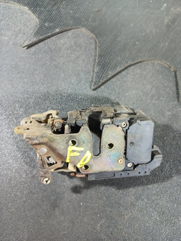 Fecho Porta FIAT BRAVO FD 16630254