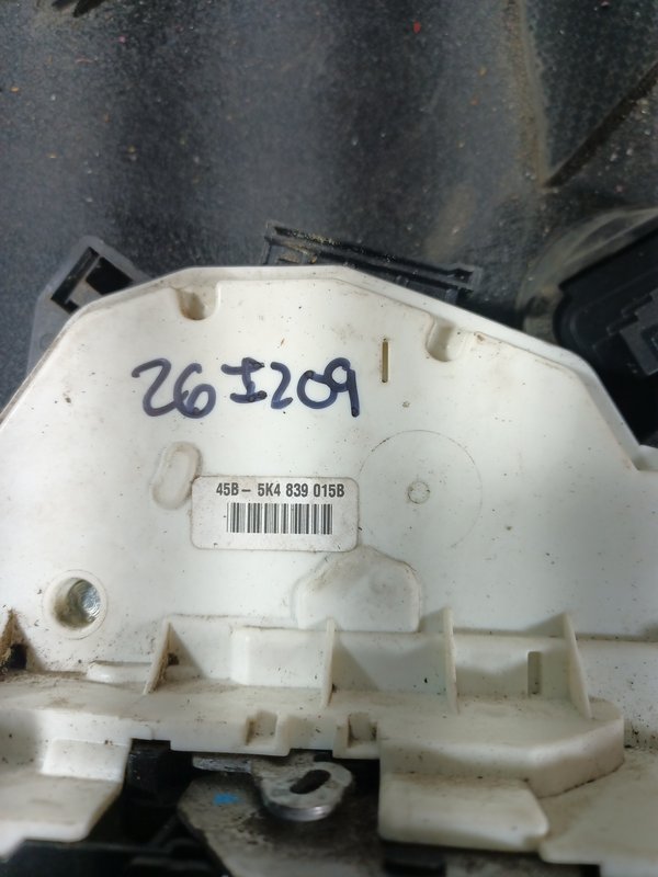 Fecho Porta VW GOLF VI TRAZ ESQUERDA 5K4839015B