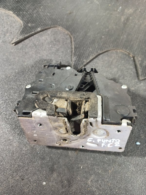 Fecho Porta FIAT GRANDE PUNTO FE 51797561