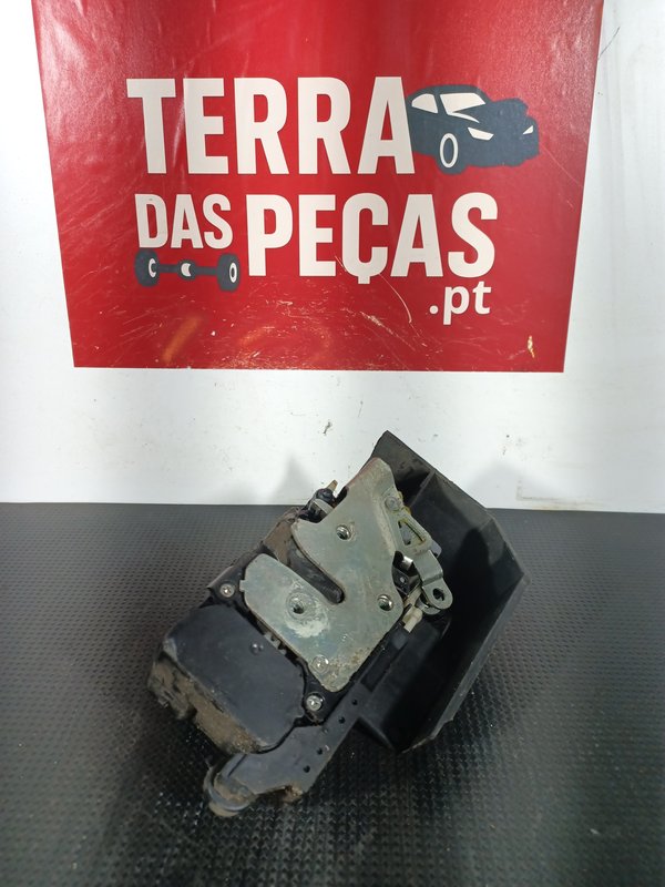 Fecho Porta ALFA ROMEO 156 FE 18110241