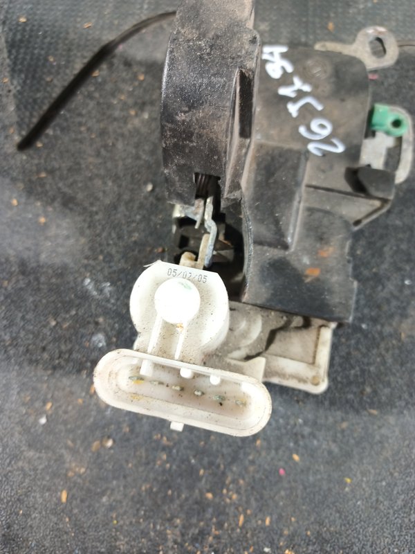 Fecho Porta ALFA ROMEO 147/GT FE 46800416