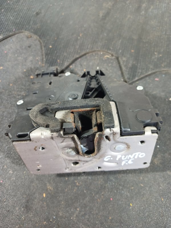 Fecho Porta FIAT GRANDE PUNTO FE 55702897