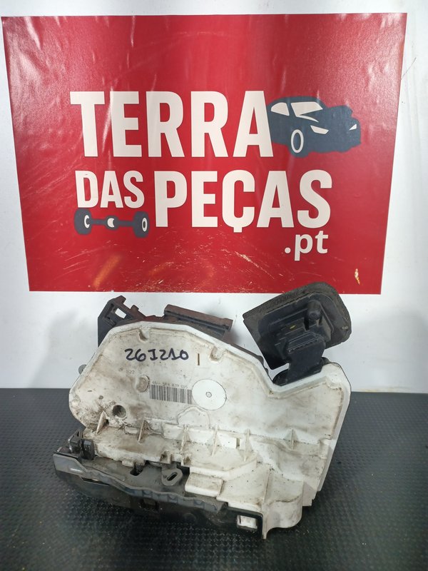 Fecho Porta VW POLO V TRAZ ESQUERDA 5K4839015