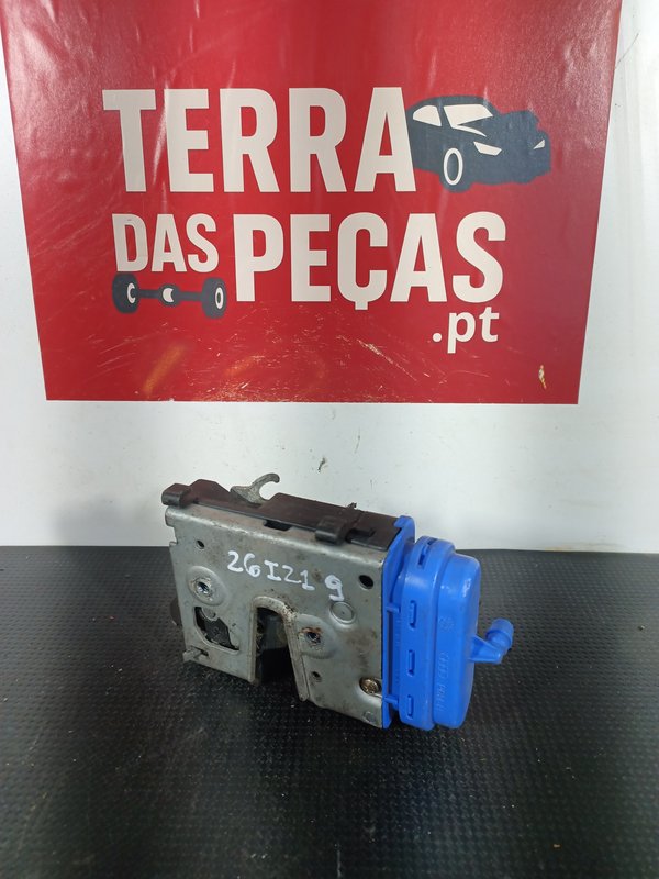 Fecho Porta AUDI A3 TRAZ ESQUERDA 4A0839015D