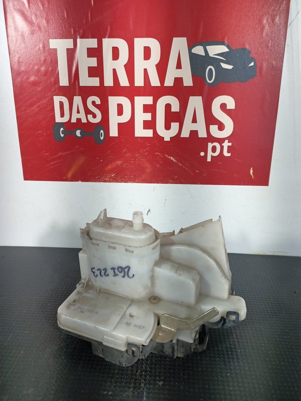 Fecho Porta VW POLO III TRAZ ESQUERDA 6N4839015C