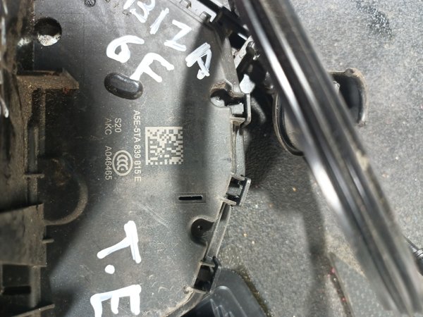 Fecho Porta SEAT IBIZA V TRAZ ESQUERDA A5E5TA839015E