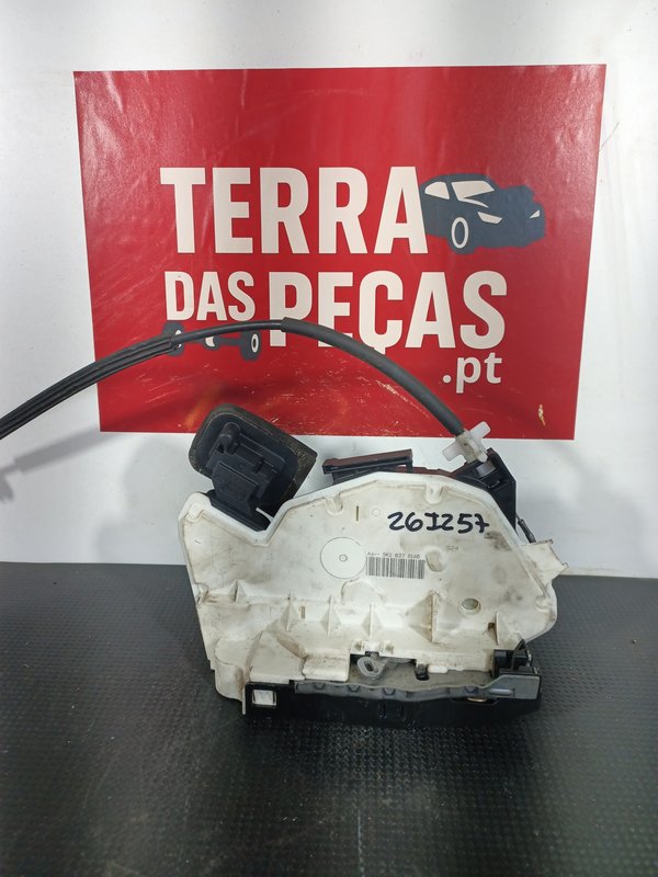 Fecho Porta VW GOLF VI / POLO FRENTE DIREITA 5K1837016B