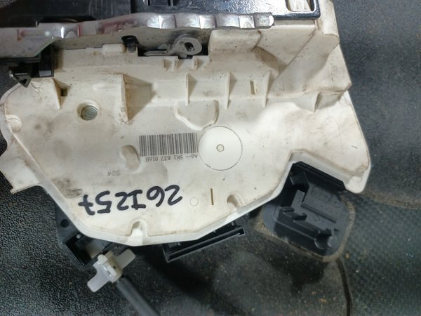 Fecho Porta VW GOLF VI / POLO FRENTE DIREITA 5K1837016B