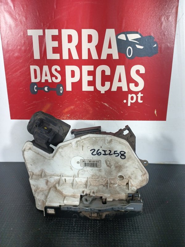 Fecho Porta VW POLO V FRENTE DIREITA 5K1837016
