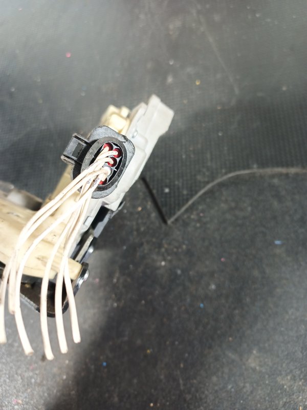 Fecho Porta VW PASSAT B6 FRENTE DIREITA 3C1837016A