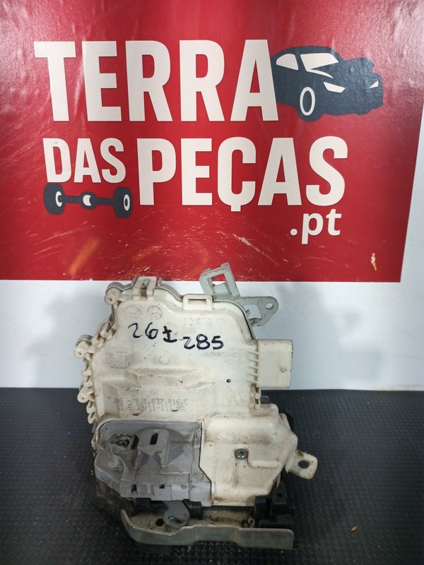 Fecho Porta AUDI A4 FRENTE DIREITA 8J1837016C