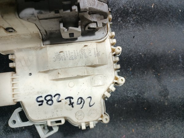 Fecho Porta AUDI A4 FRENTE DIREITA 8J1837016C
