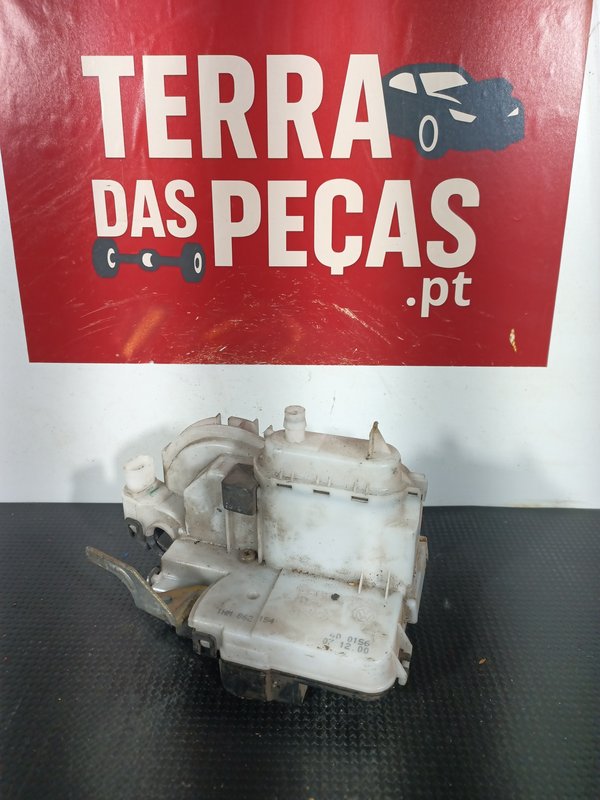 Fecho Porta VW POLO III FRENTE DIREITA 6N1837016E