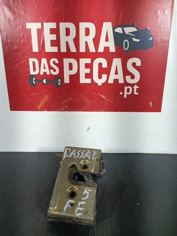 Fecho Porta VW PASSAT B3/B4 FRENTE ESQUERDA 357837015G