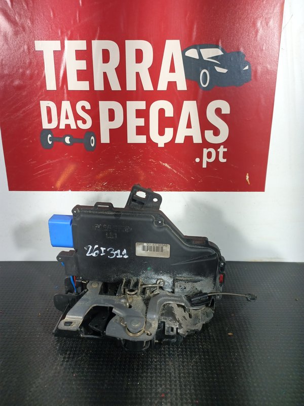 Fecho Porta VW GOLF V FRENTE ESQUERDA 3D1837015AB