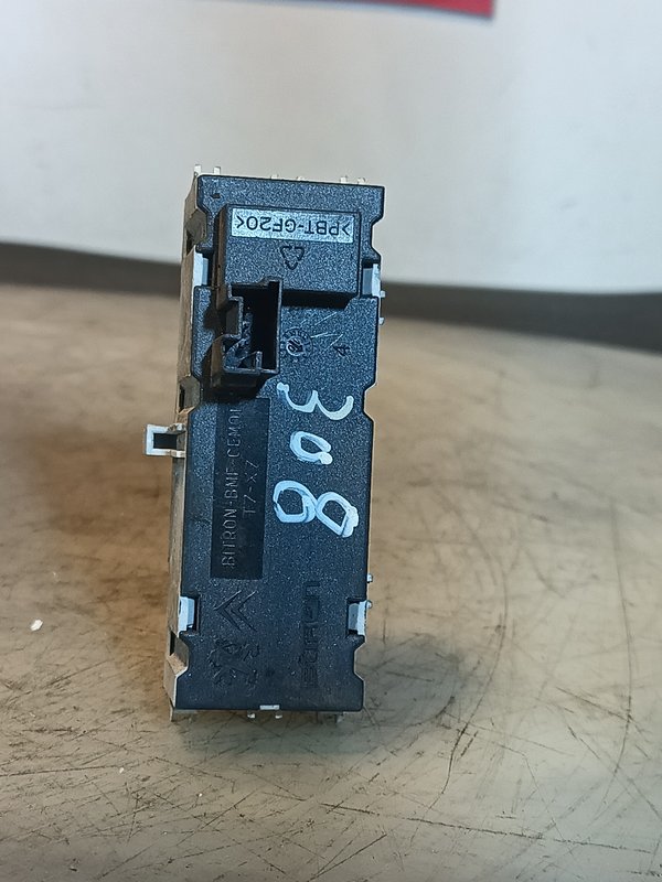 Display Radio PEUGEOT 308 96646441805