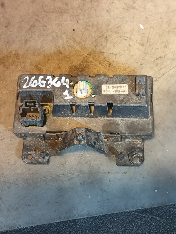 Display Radio PEUGEOT 206 96250976ZR