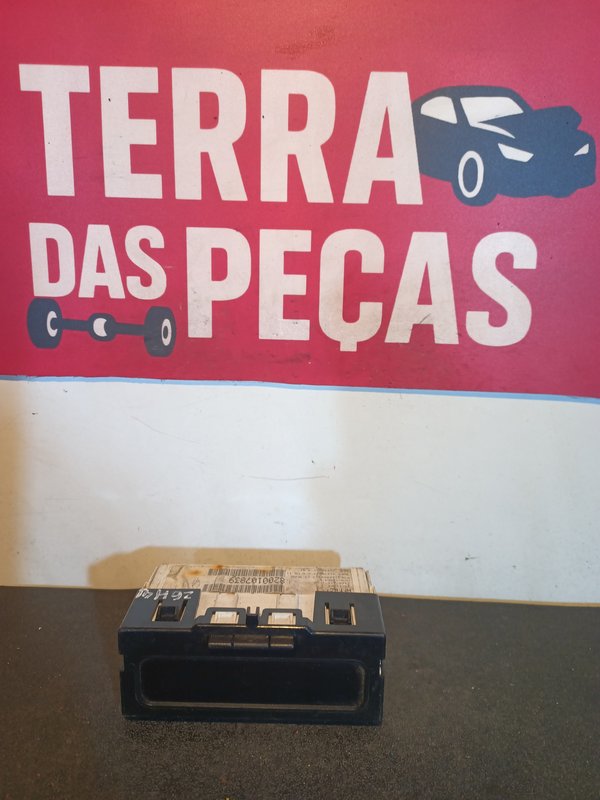 Display Radio RENAULT 8200107839