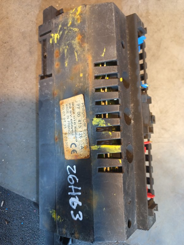Display Radio Grupo Renault 7700413126A