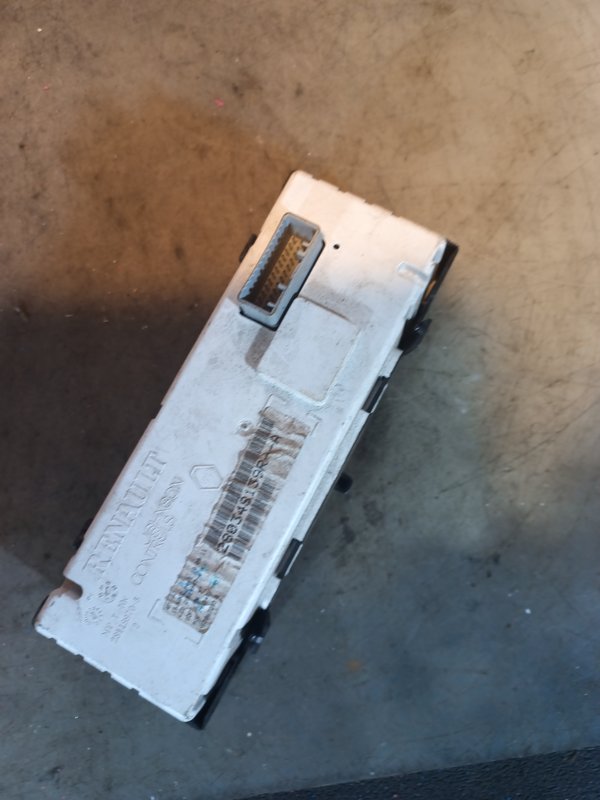 Display Radio RENAULT 280348139RA