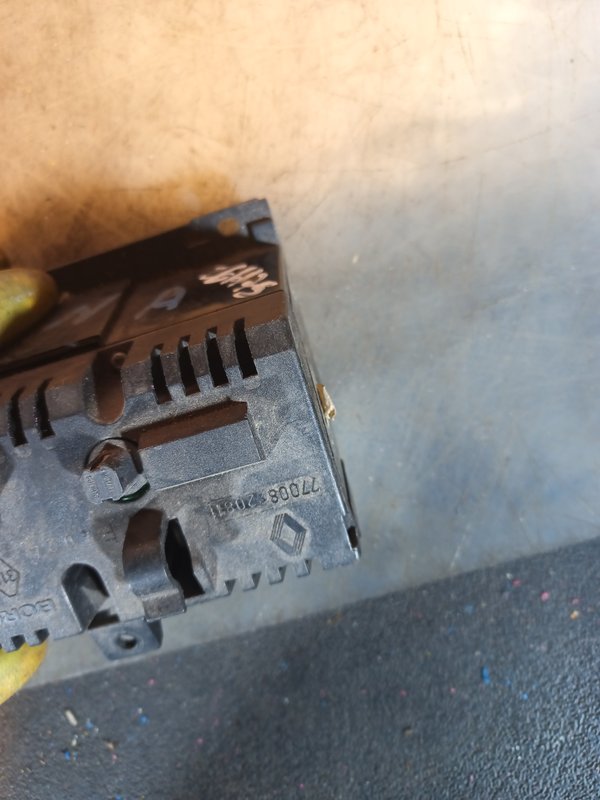 Display Radio RENAULT 7700822081