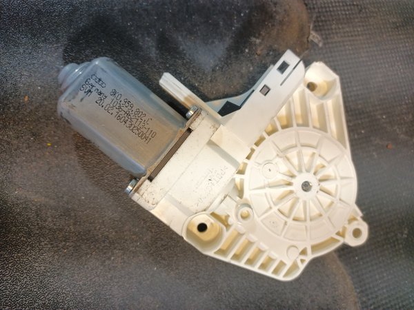 Motor Elevador AUDI A1 8K0959802C