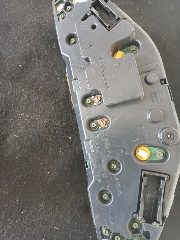 Quadrante MERCEDES A2085404611