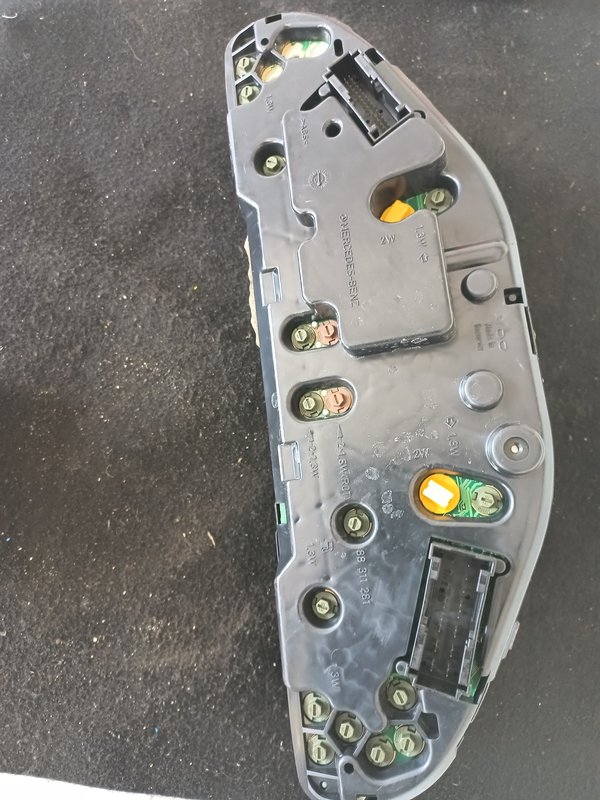 Quadrante MERCEDES A2105402911