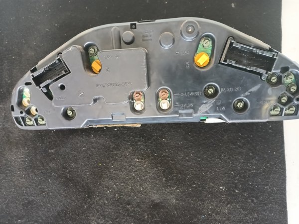 Quadrante MERCEDES A2105405048