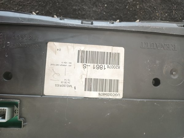 Quadrante RENAULT CLIO III 8200761861S