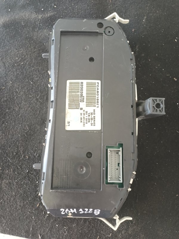 Quadrante RENAULT MEGANE II 8200399700B