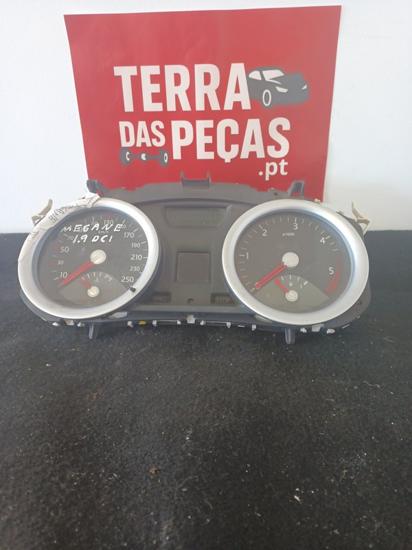 Quadrante RENAULT MEGANE II 8200399701A