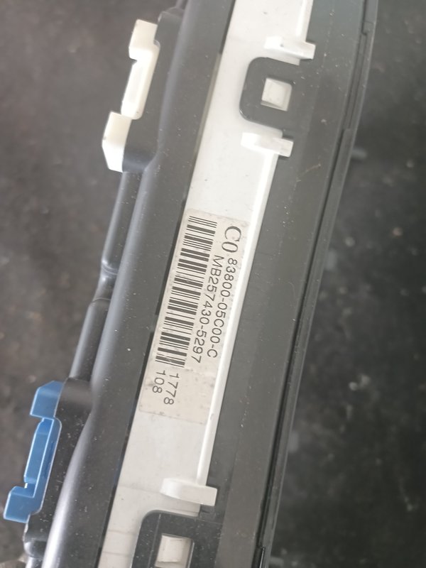 Quadrante TOYOTA AVENSIS 8380005C00C