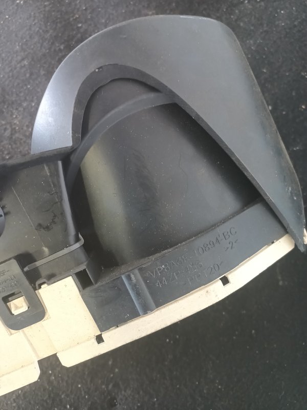Quadrante FORD FIESTA VI VP8A6F10894BC