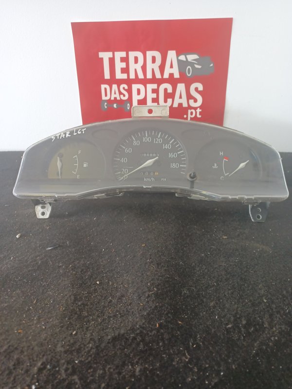 Quadrante TOYOTA Starlet 8380010200