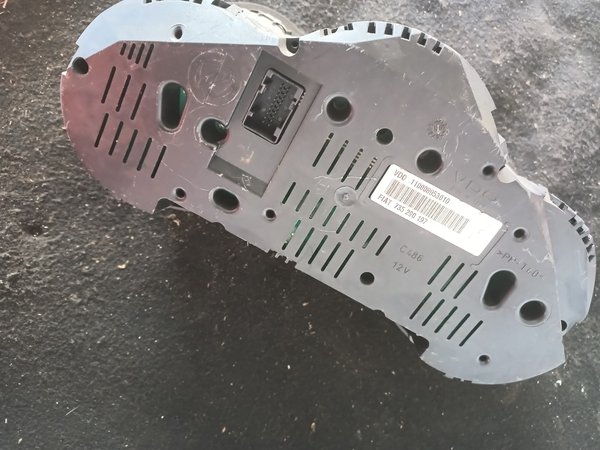 Quadrante ALFA ROMEO 147 735290197