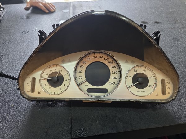 Quadrante Mercedes w211 A2115402548