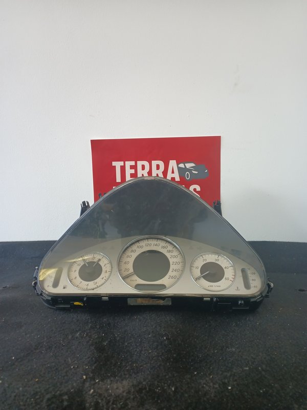 Quadrante Mercedes w211 A2115402548