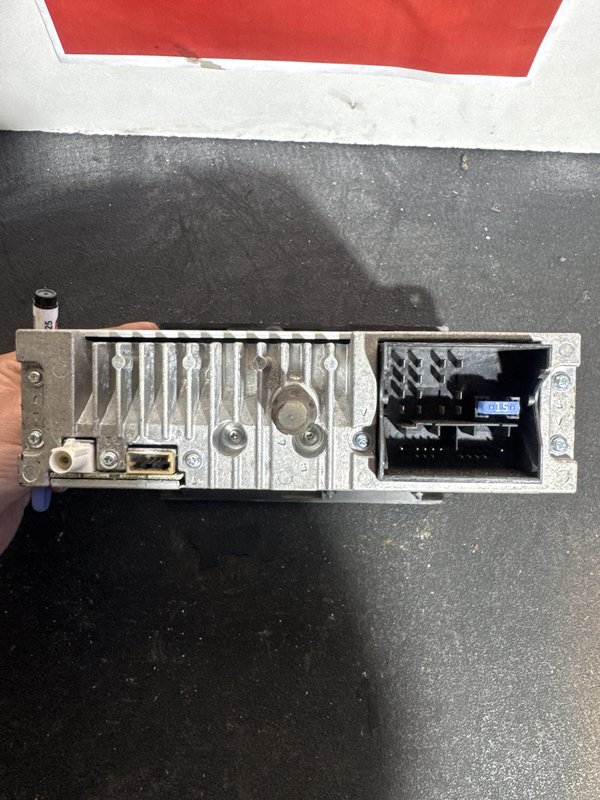 Radio Peugeot 208 I 98051026ZD