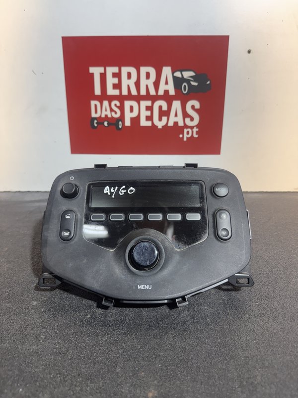 Radio Toyota Aygo II 86120-0H050