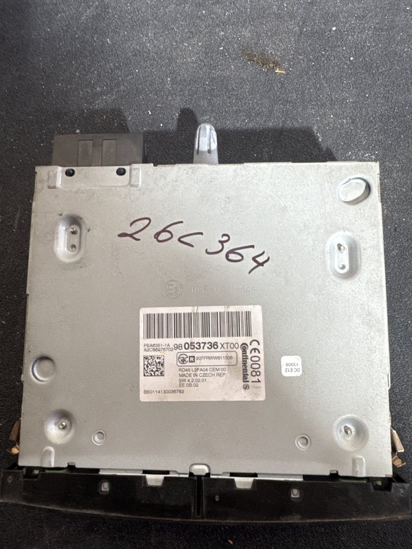 Radio peugeot partner II 96053736XT